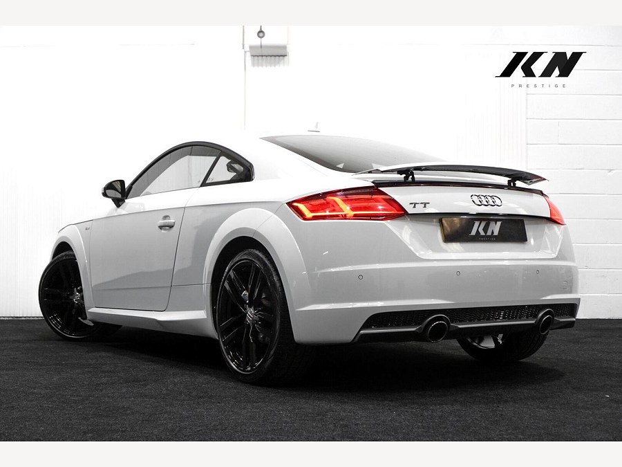2017 Audi TT photo 2