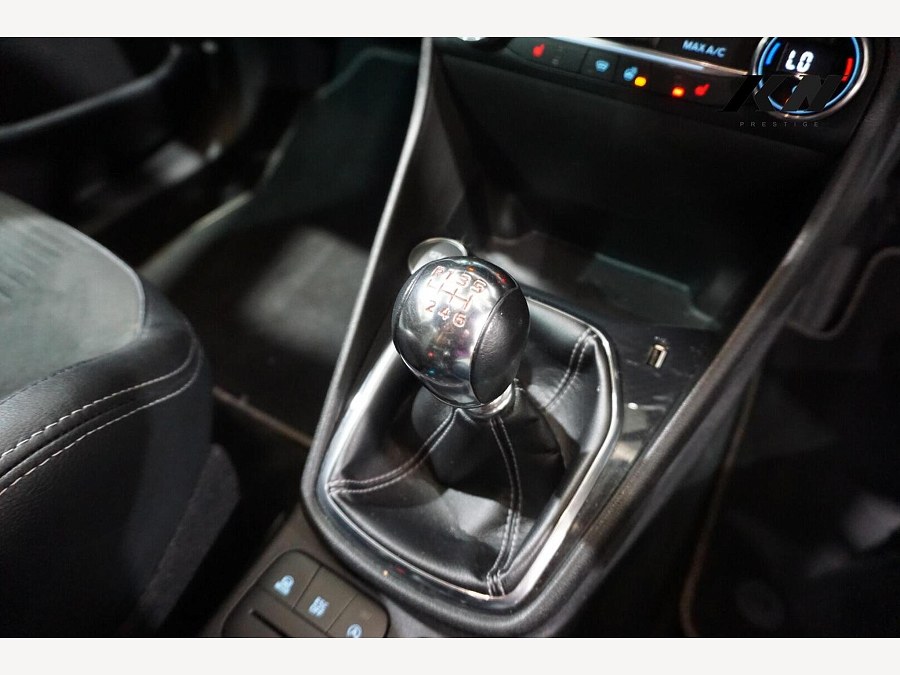 2019 Ford Fiesta photo 13
