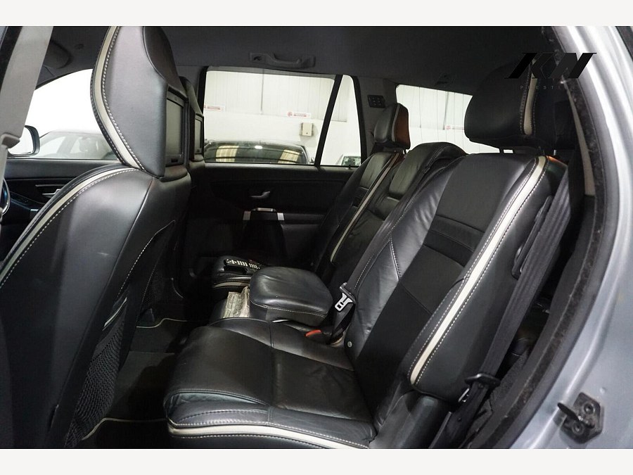 2010 Volvo XC90 photo 7