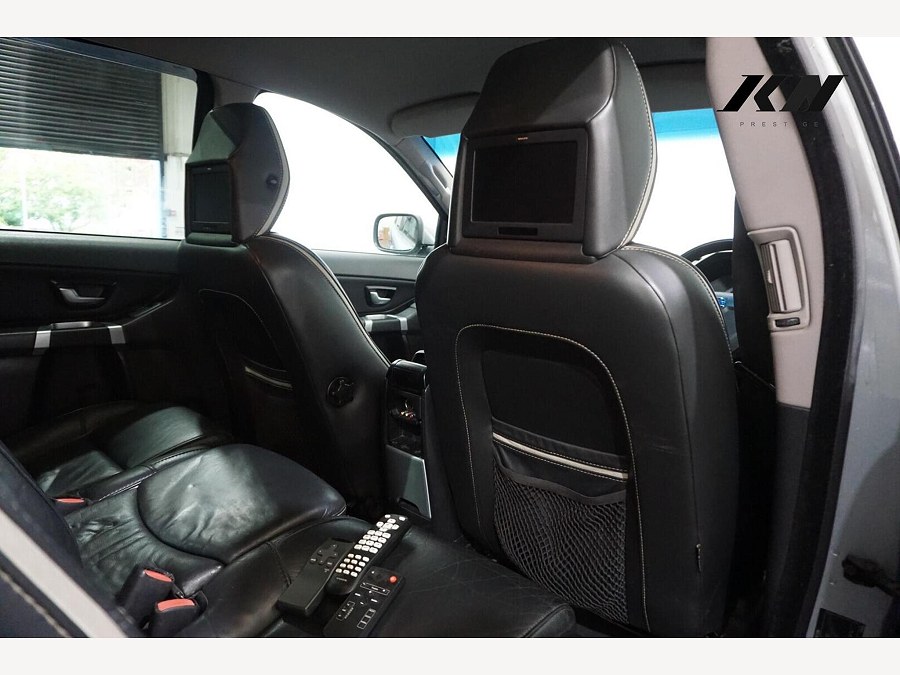 2010 Volvo XC90 photo 11
