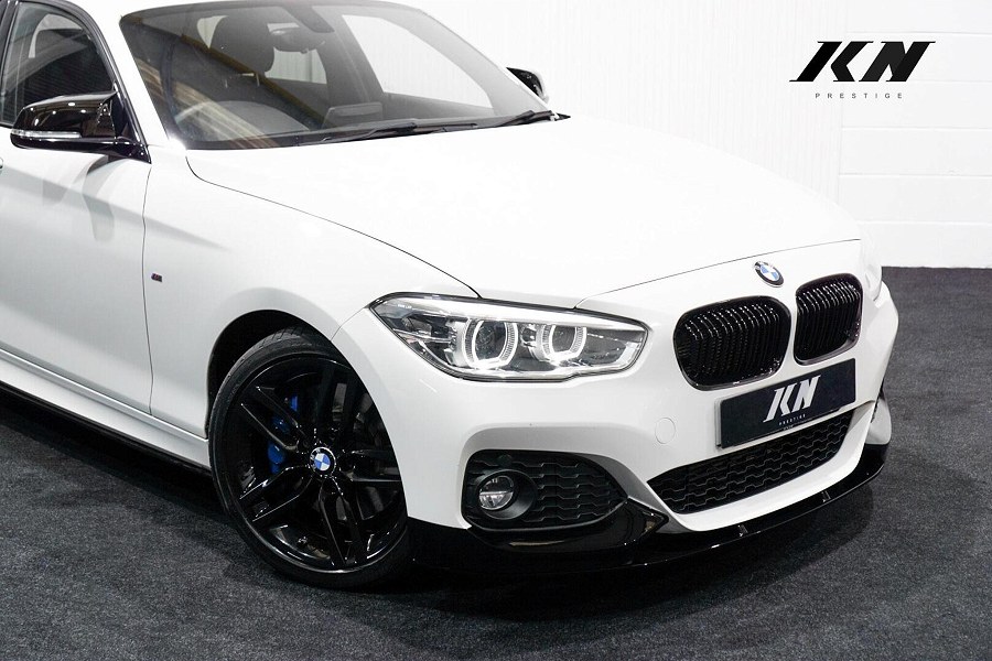 2017 BMW 1 Series photo 9