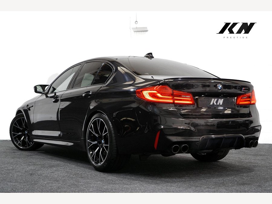 2018 BMW M5 photo 2