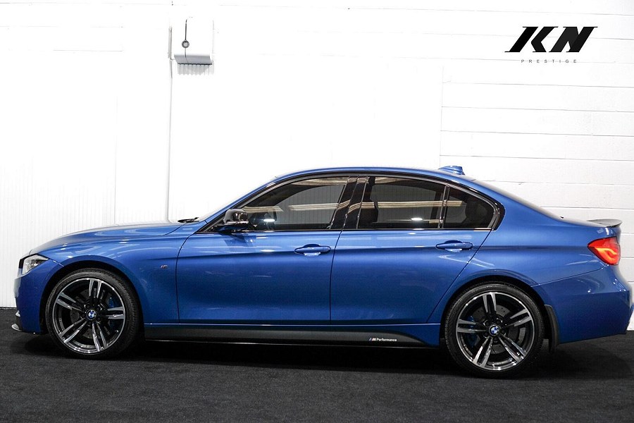 2016 BMW 3 Series photo 11