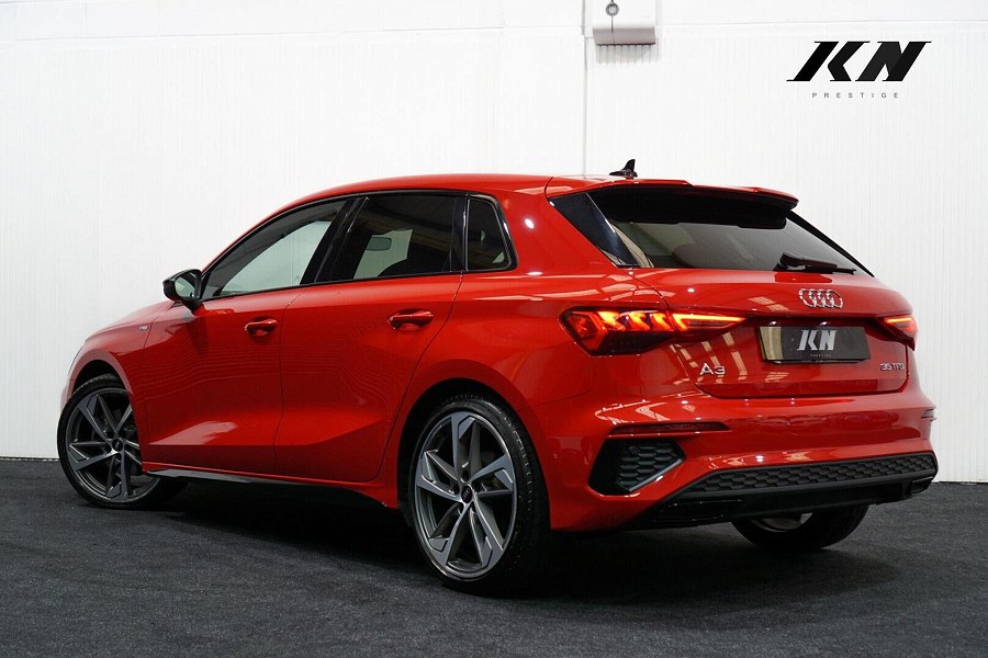 Audi A3 photo 2