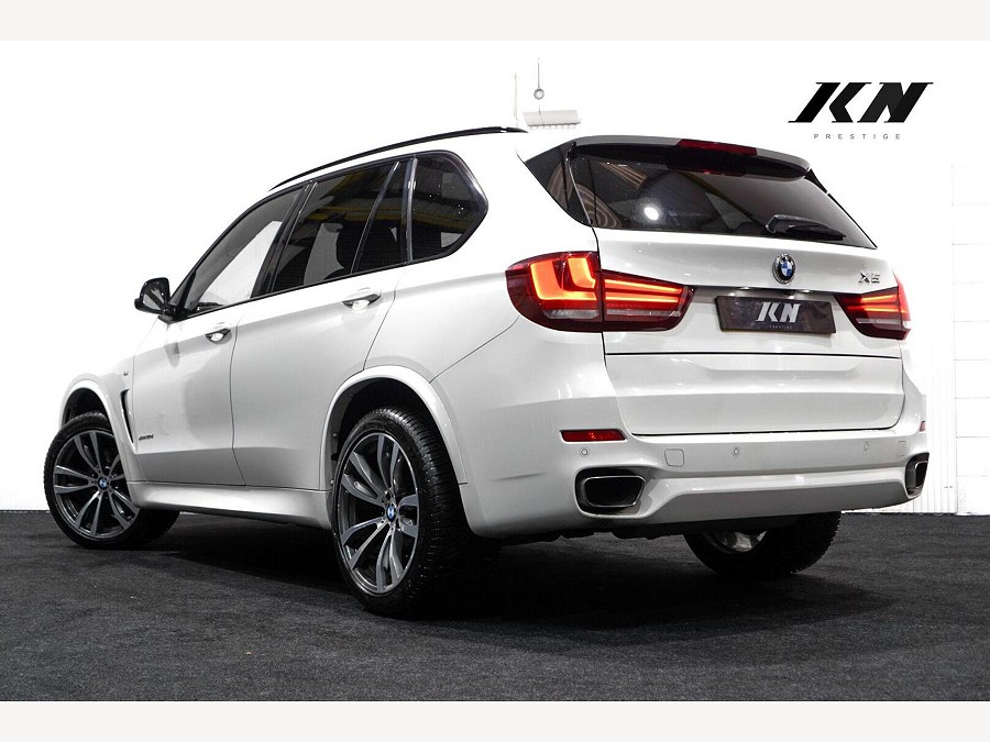 BMW X5 photo 2