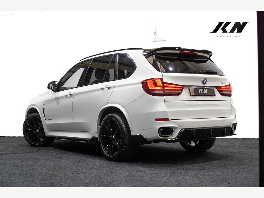 BMW X5 photo 2