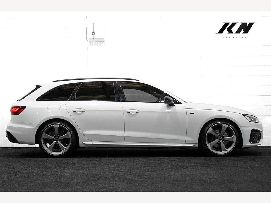 2019 Audi A4 Avant photo 9