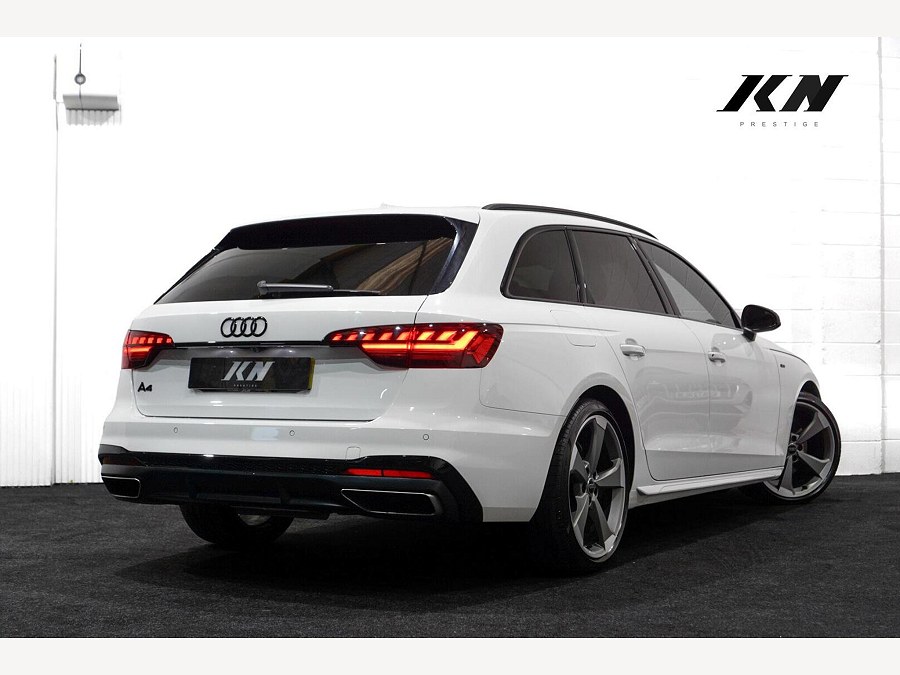 2019 Audi A4 Avant photo 10