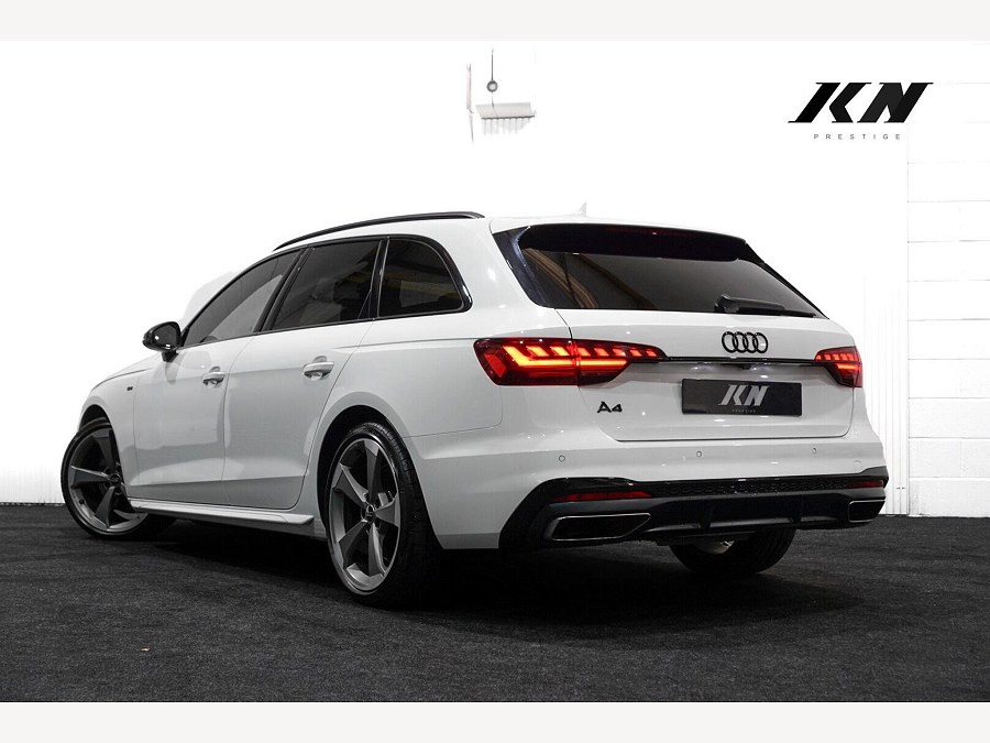 2019 Audi A4 Avant photo 6