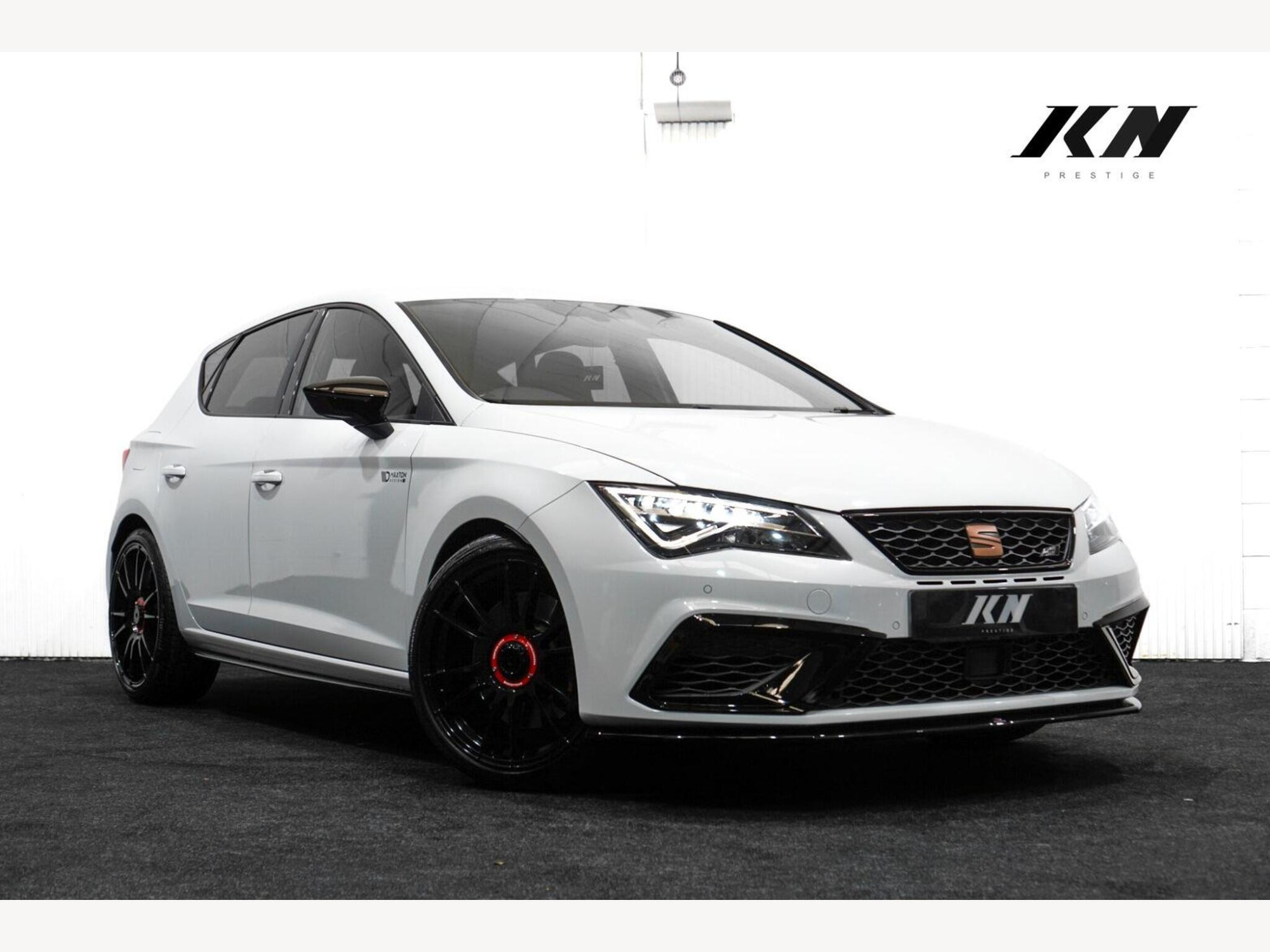 2020 SEAT Leon 2.0 TSI Cupra 290 Lux DSG Euro 6 (s/s) 5dr for sale at Kayenn Prestige