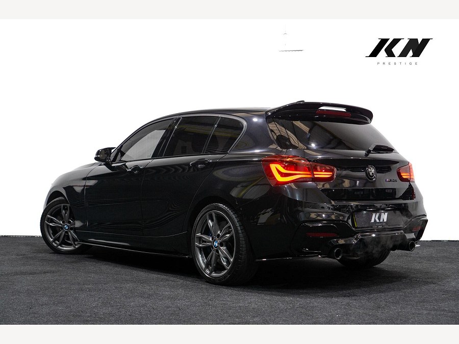 2017 BMW 1 Series photo 5