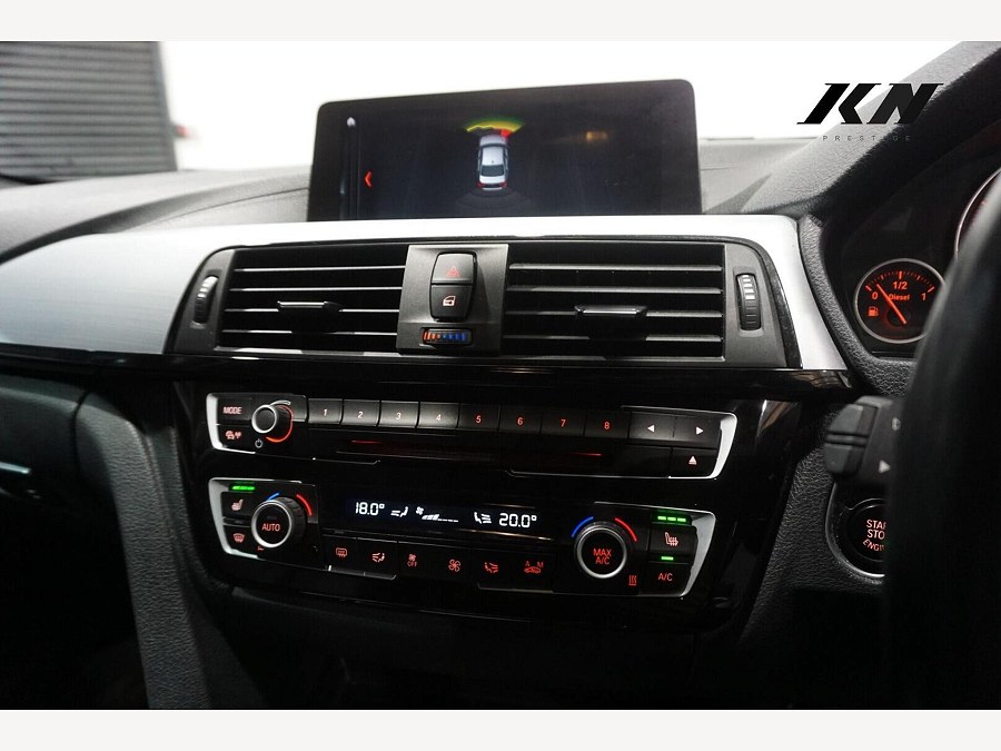 2018 BMW 3 Series photo 6