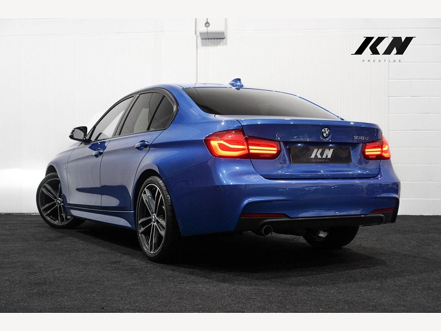 2018 BMW 3 Series photo 2