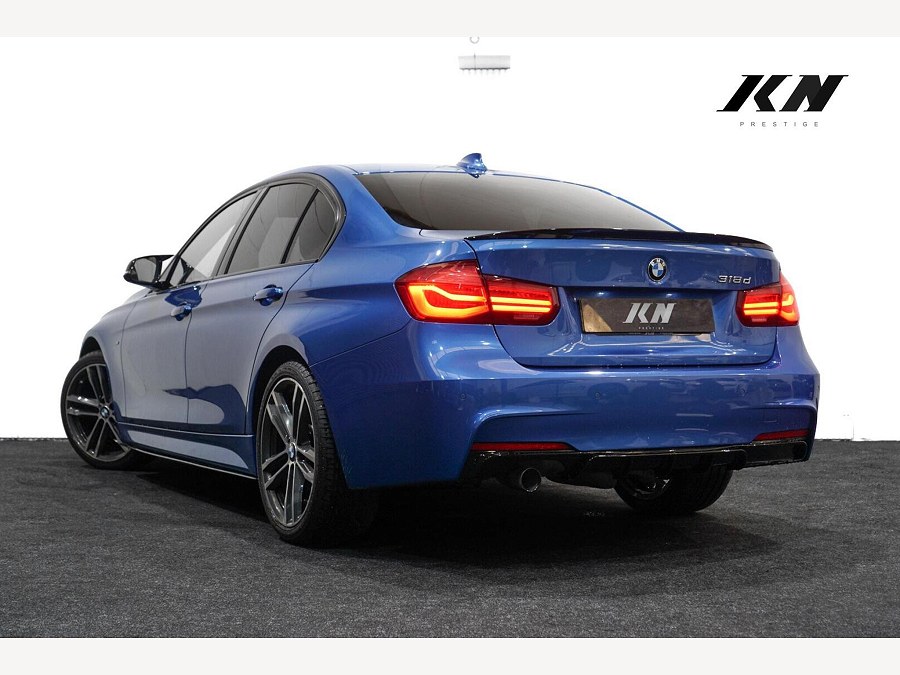 BMW 3 Series photo 2