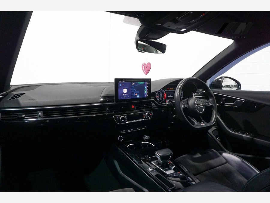 2020 Audi A4 Avant photo 3
