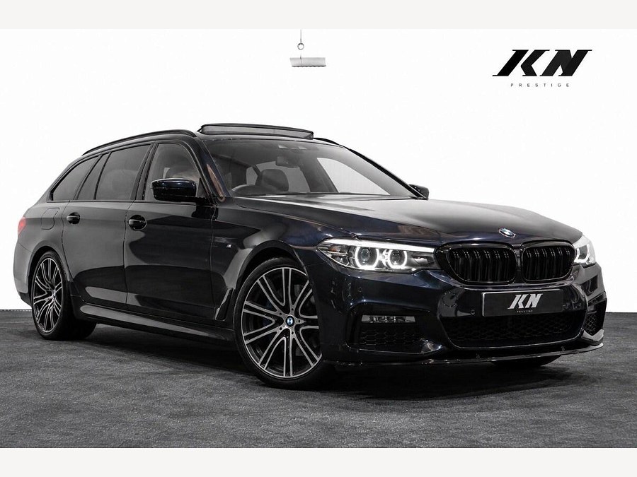 2017 BMW 5 Series photo 1