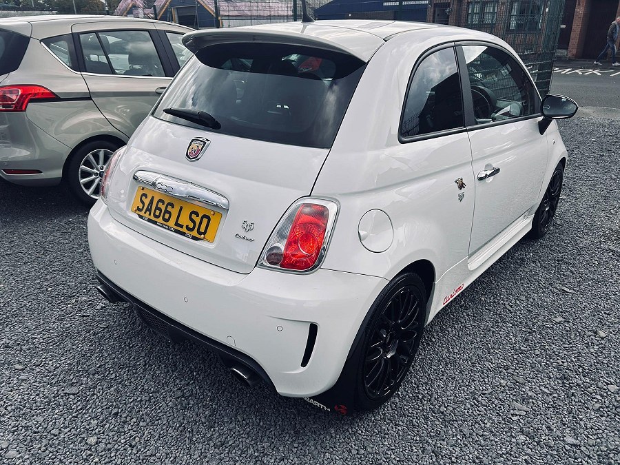 2016 Abarth 595 photo 8