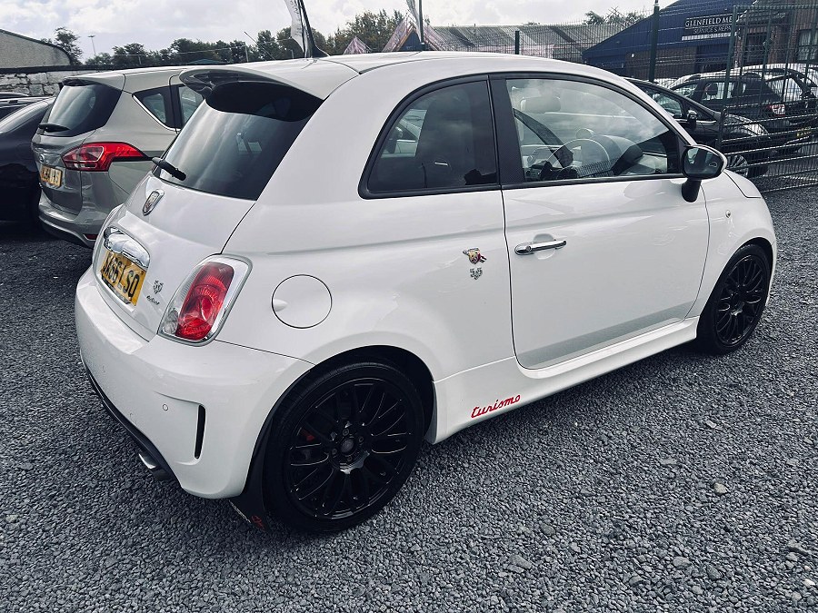 2016 Abarth 595 photo 9