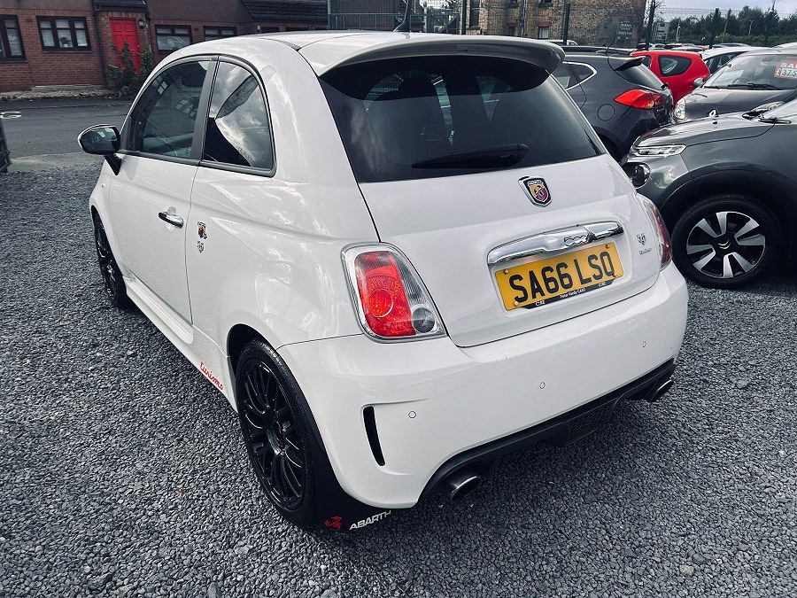 2016 Abarth 595 photo 4