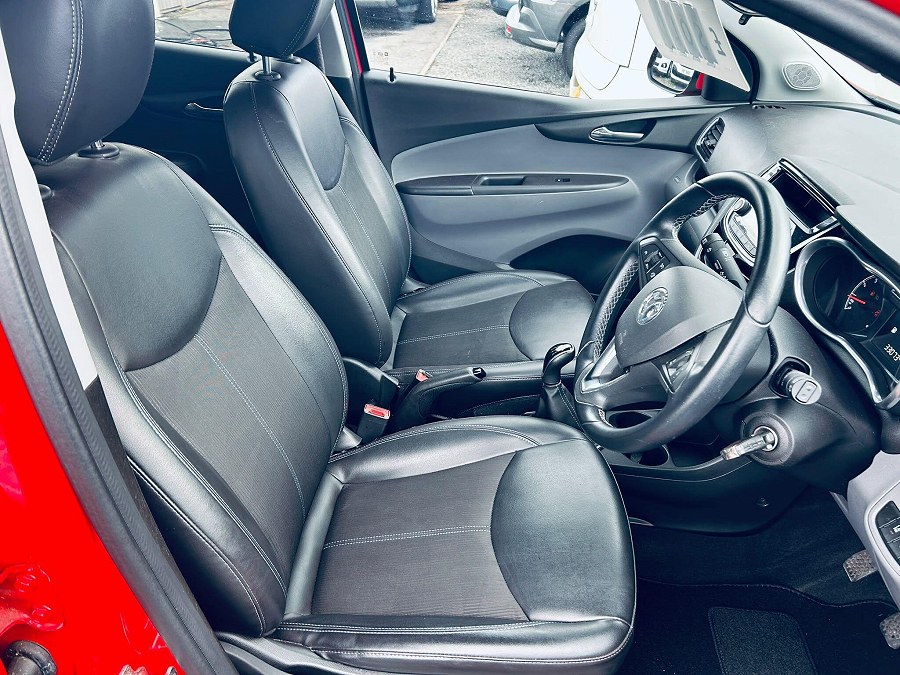2015 Vauxhall Viva photo 14