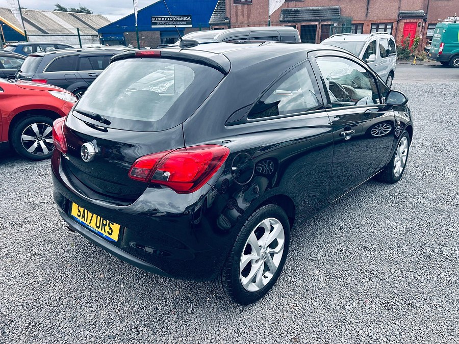 2017 Vauxhall Corsa photo 9