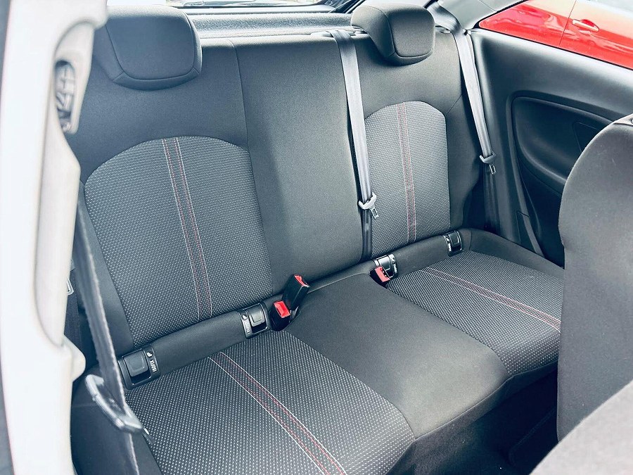 2017 Vauxhall Corsa photo 10