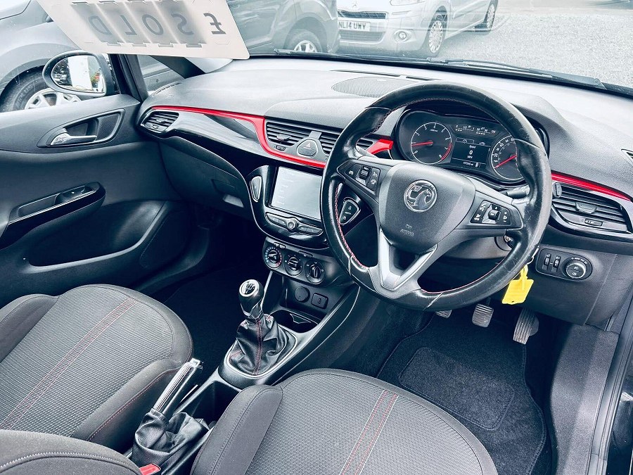 2017 Vauxhall Corsa photo 12