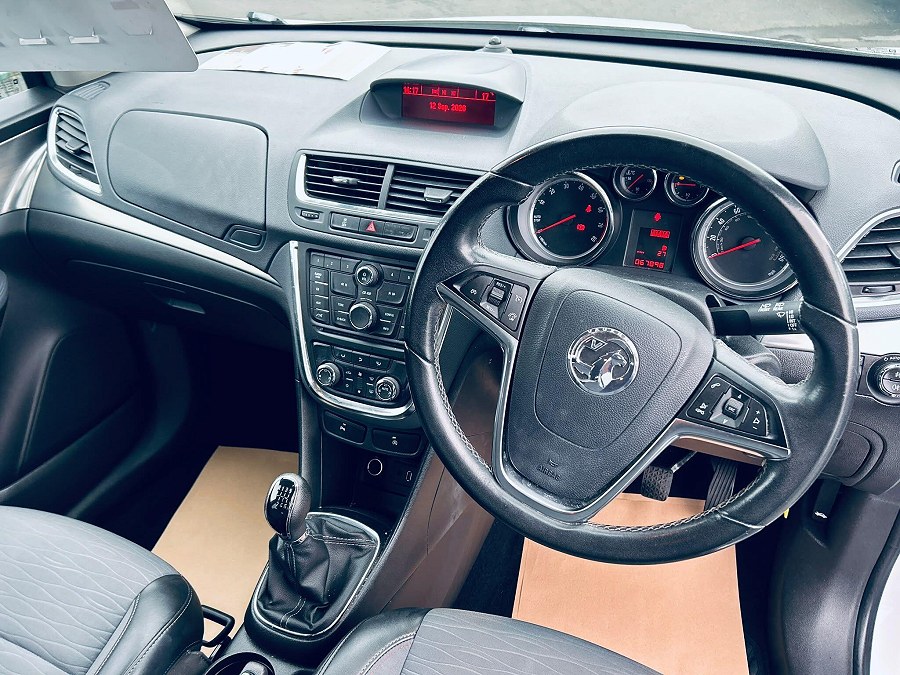 2015 Vauxhall Mokka photo 11