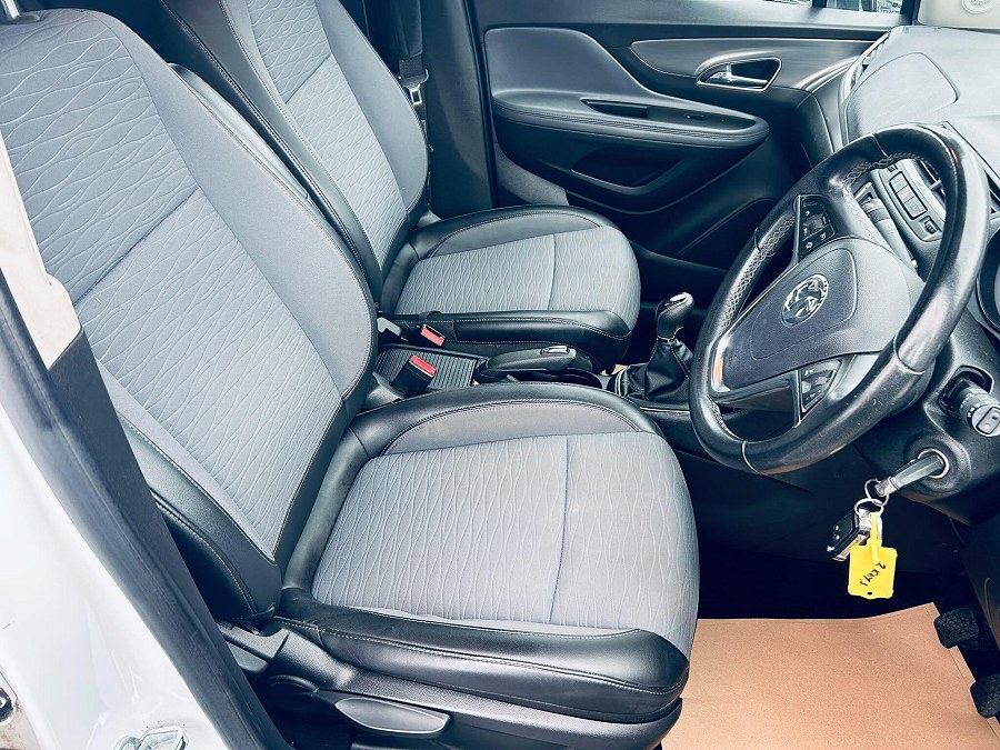 2015 Vauxhall Mokka photo 14