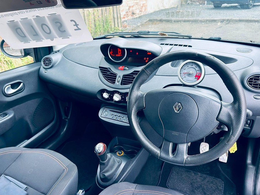 2009 Renault Twingo photo 11