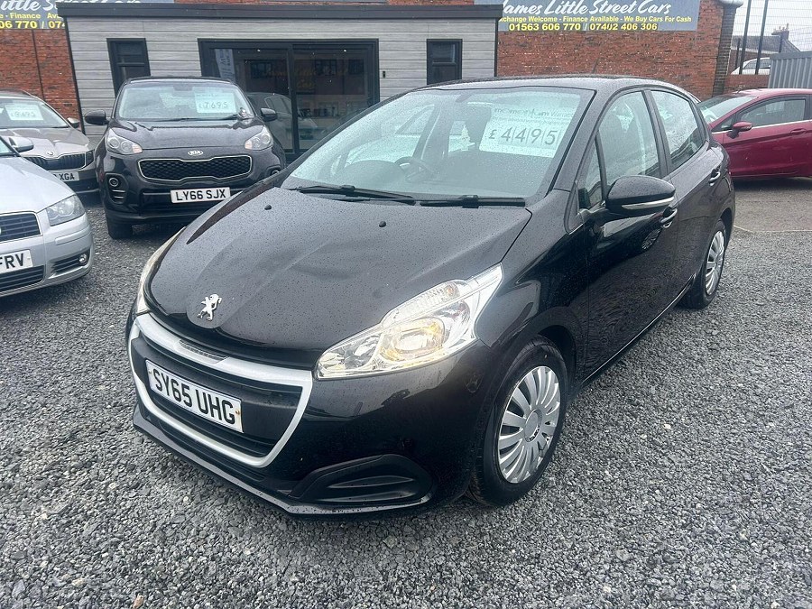 2015 Peugeot 208 photo 5