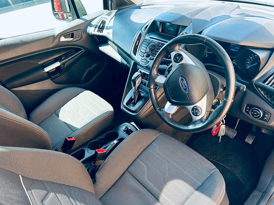 2016 Ford Tourneo Connect photo 10