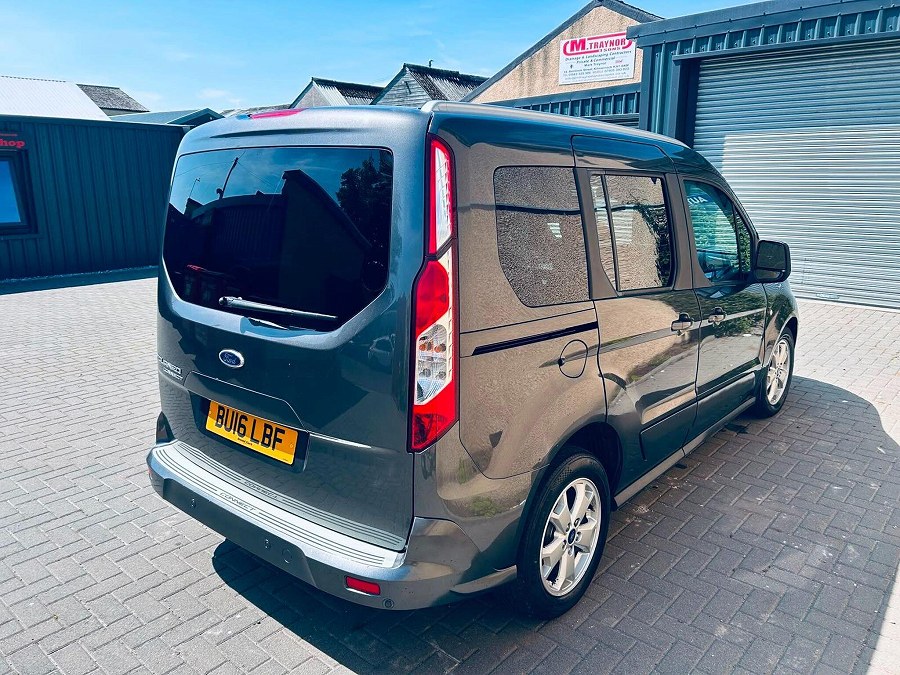 2016 Ford Tourneo Connect photo 8