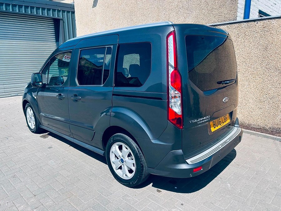 2016 Ford Tourneo Connect photo 3