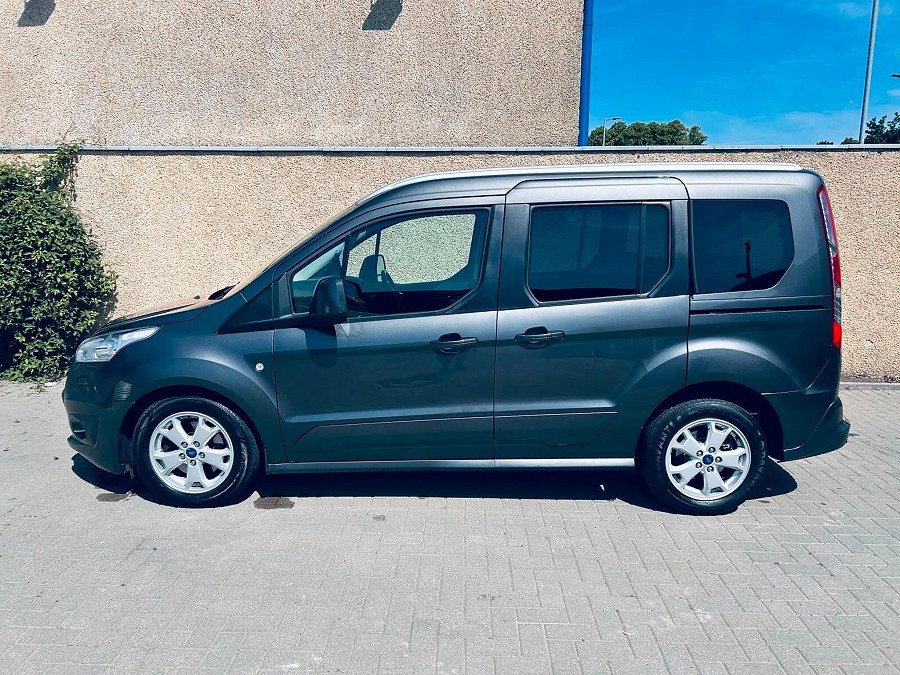 2016 Ford Tourneo Connect photo 5