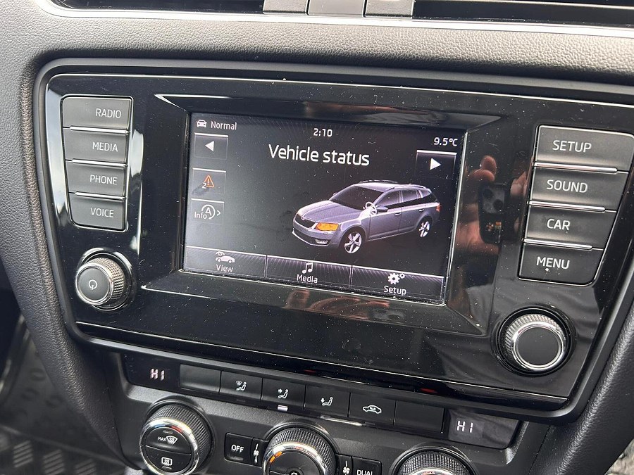 2015 Skoda Octavia photo 14