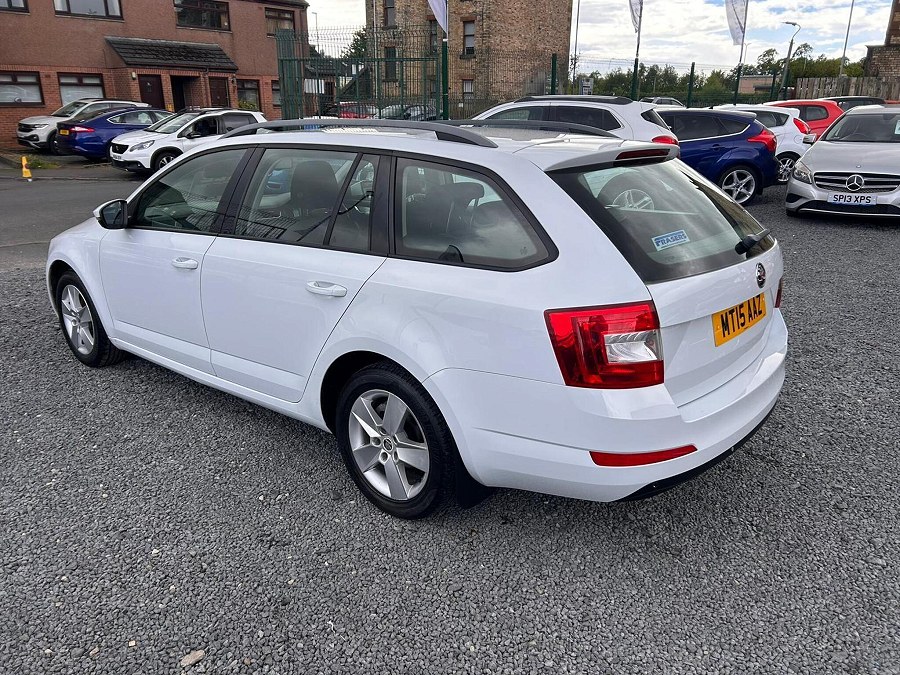 2015 Skoda Octavia photo 4