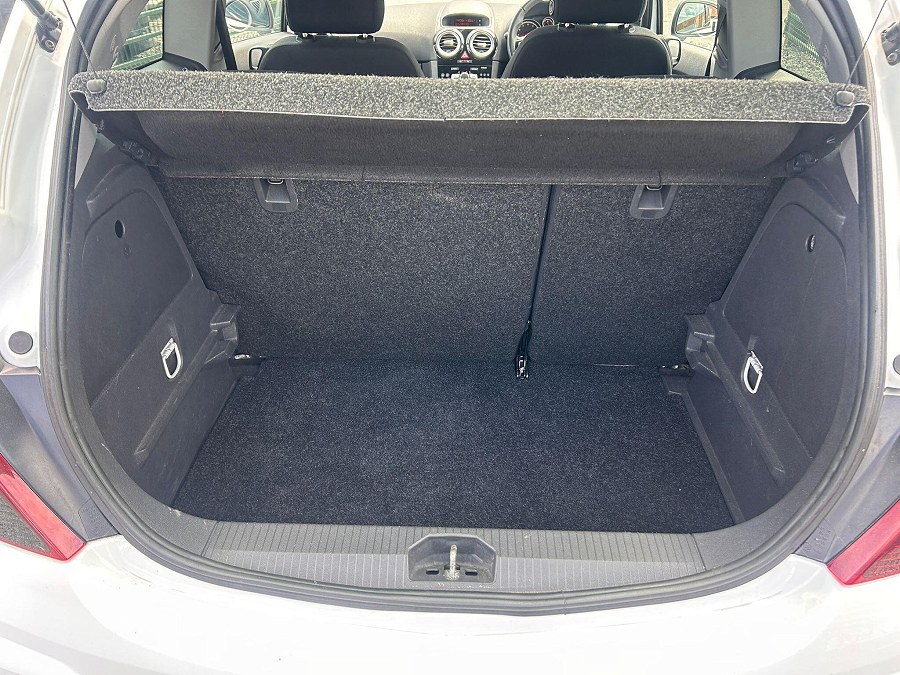 2013 Vauxhall Corsa photo 14