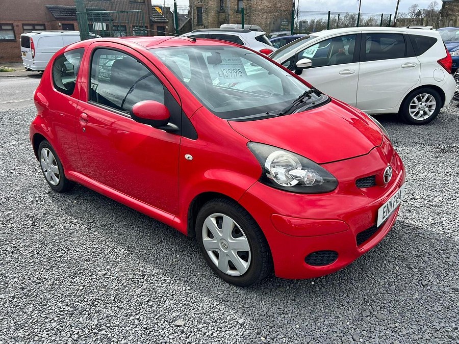 2011 Toyota AYGO photo 1