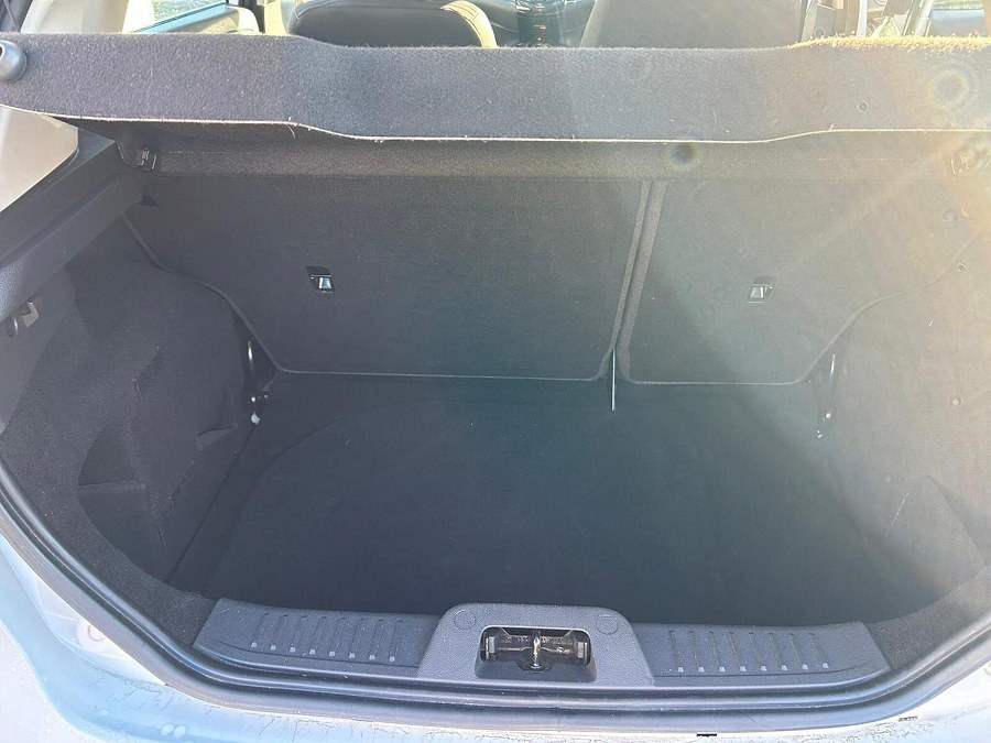 2015 Ford Fiesta photo 12