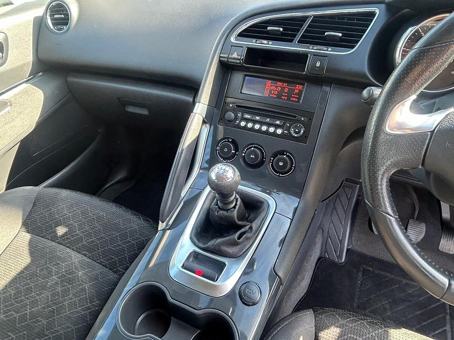 2014 Peugeot 3008 photo 11