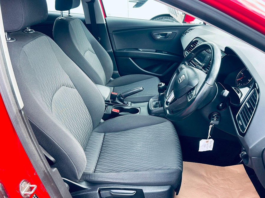 2014 SEAT Leon photo 11