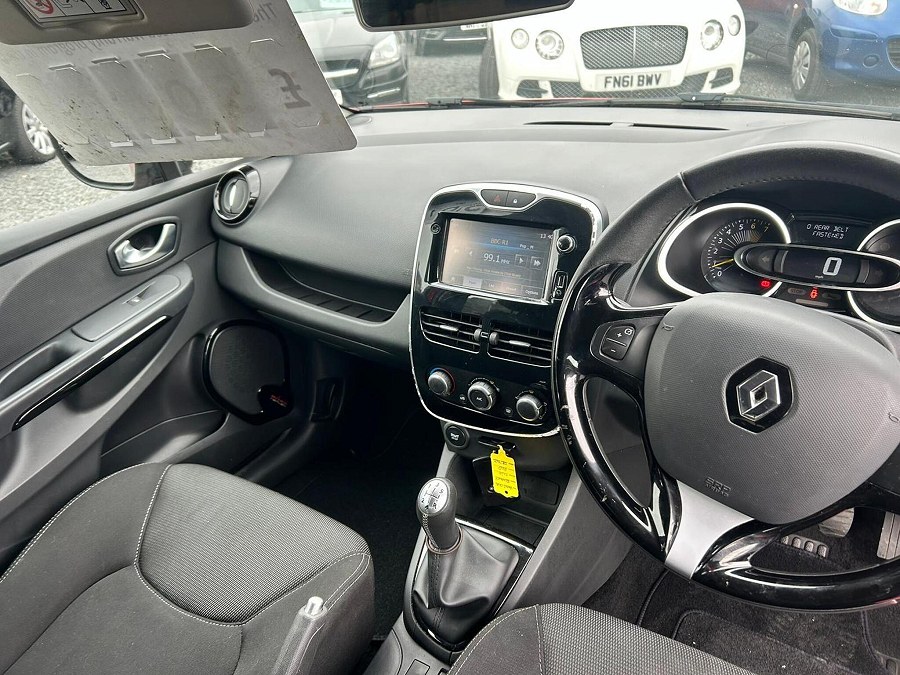 2015 Renault Clio photo 6
