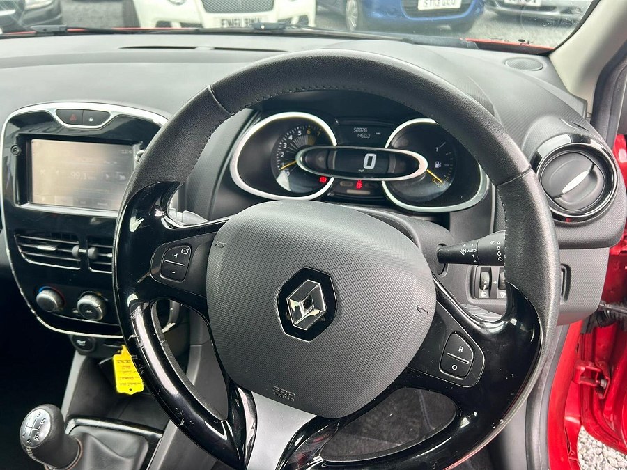 2015 Renault Clio photo 11