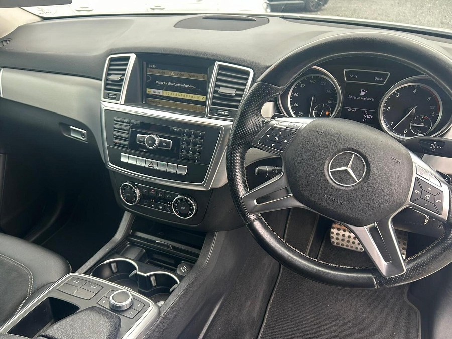 2012 Mercedes-Benz M Class photo 12