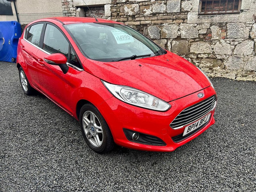 2014 Ford Fiesta photo 1