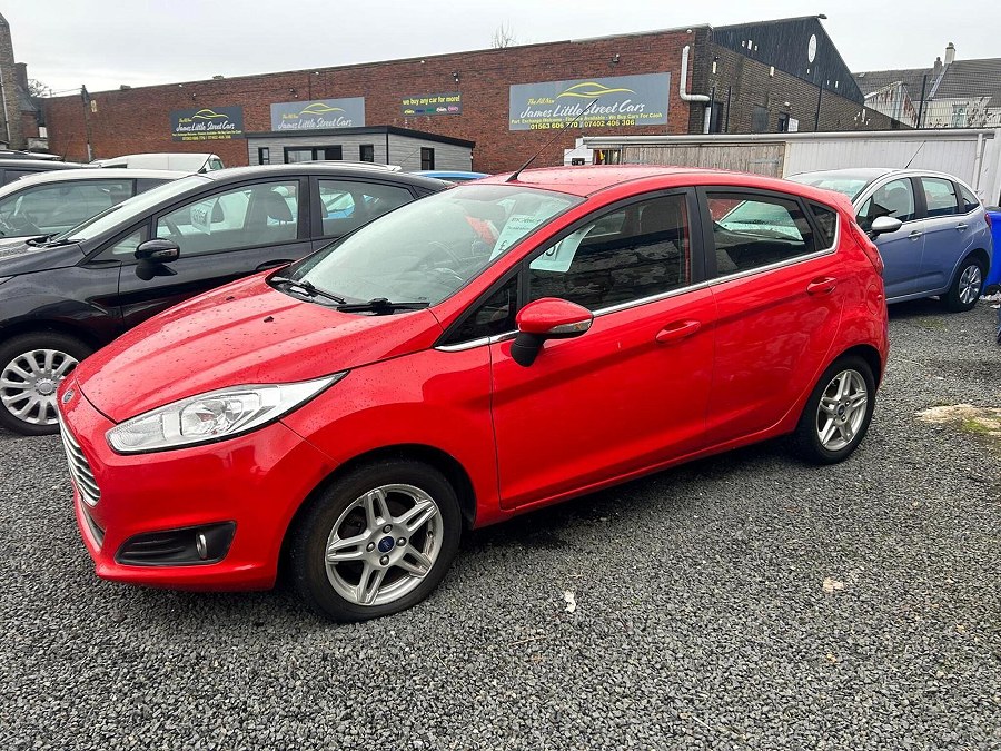 2014 Ford Fiesta photo 5