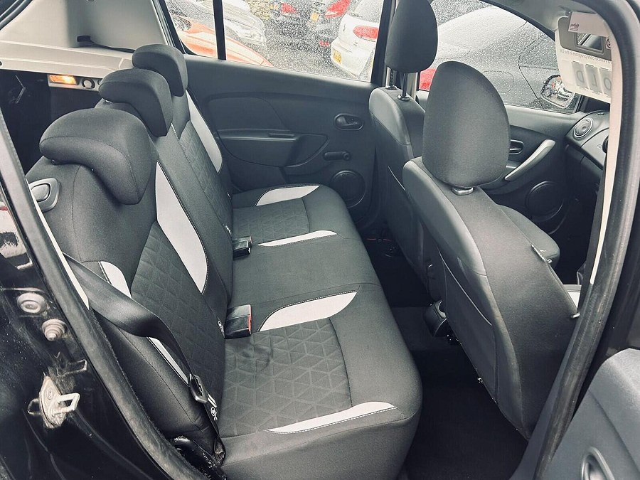 2016 Dacia Sandero Stepway photo 11