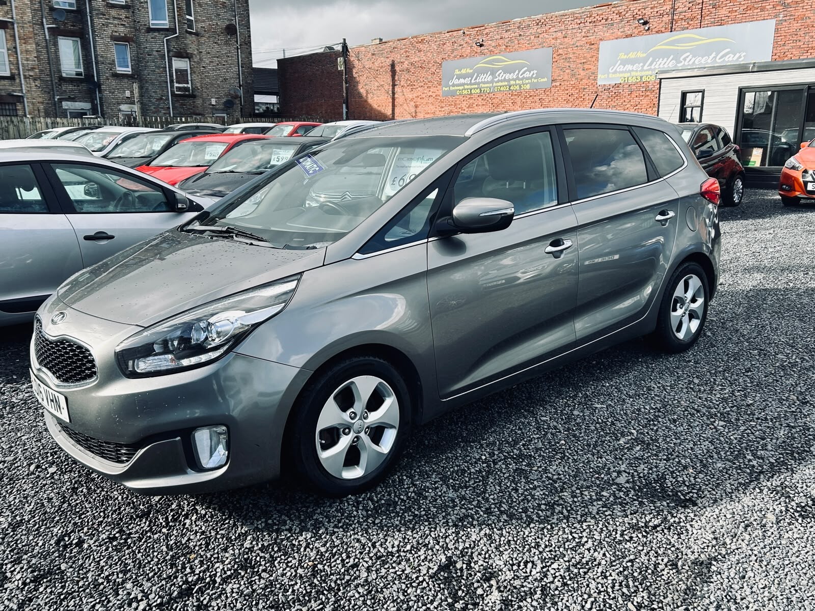 2016 Kia Carens