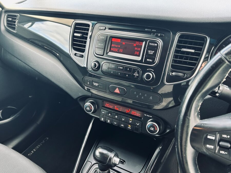 2016 Kia Carens photo 12